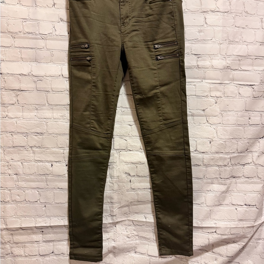 Noisy May Olive Green Skinny Pants with Zipper Details